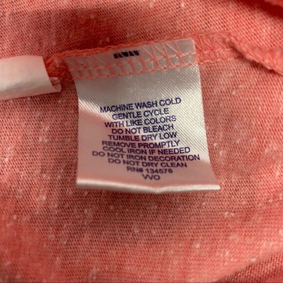 Vineyard Vines Pink Crew Neck Slub Tee size Medium - Picture 5 of 5